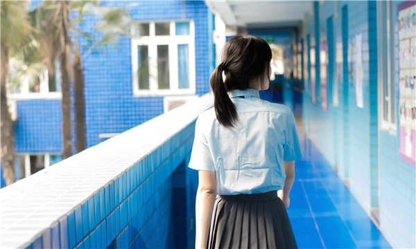 镜湖如何找到一个可以帮助我生孩子的女人？