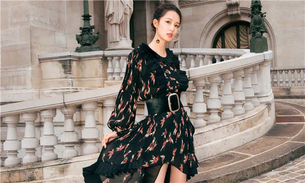 镜湖标题：包生男孩机构：助你成功代怀生子，实现家庭梦想